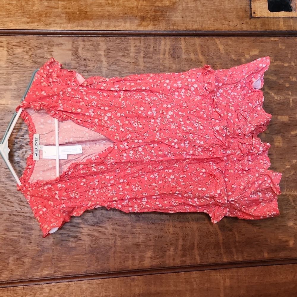 Woman's Large floral top